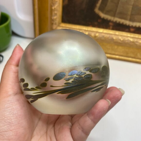 Signed Maytum Studio 90s Iridescent Art Glass Oil Lamp Globe Hand Blown - Picture 7 of 9